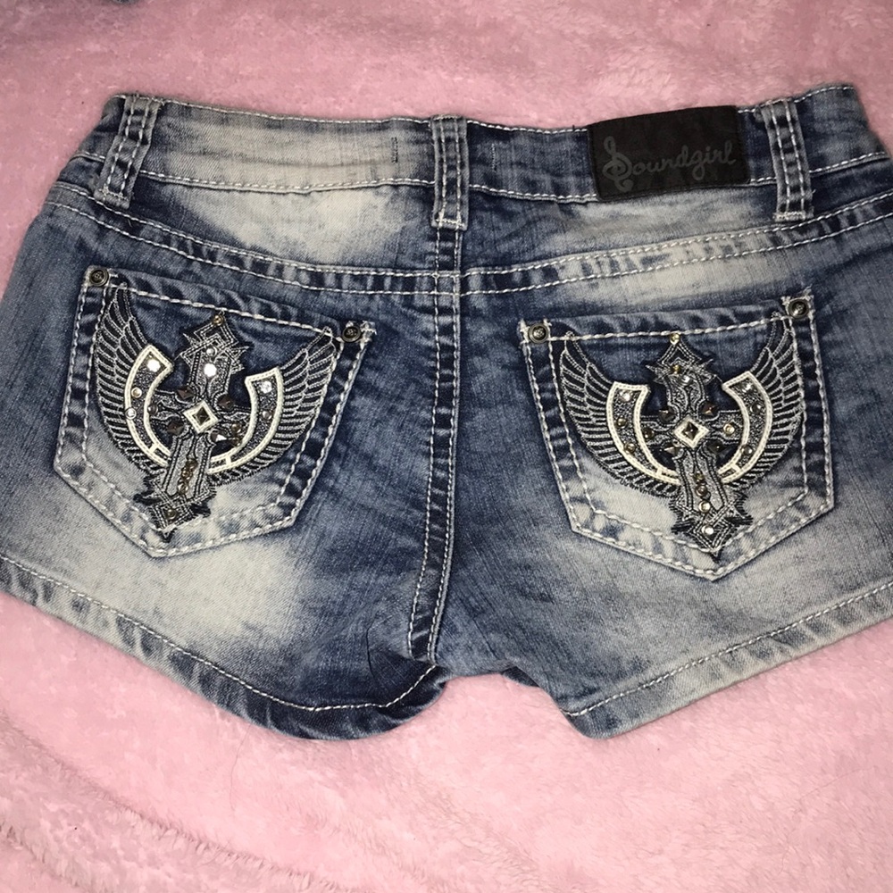 Soundgirl jean shorts